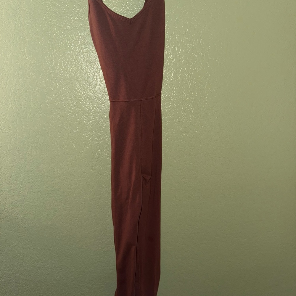 Old Navy Active Rust Top